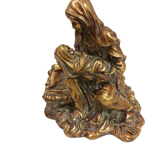 Vintage 1980s Madonna 8" Virgin Mary Jesus Child Figure Resin Gold Brass tone - Picture 12 of 12
